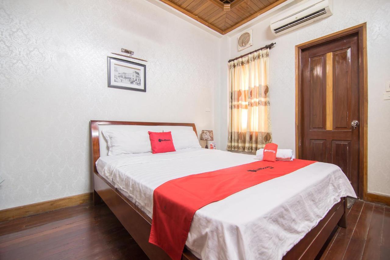 Green Hotel Near Lotte Center Hanoi Bagian luar foto