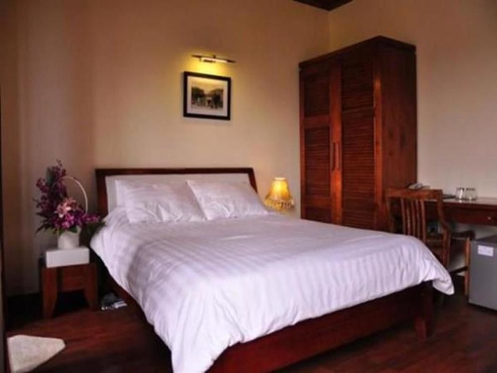 Green Hotel Near Lotte Center Hanoi Bagian luar foto